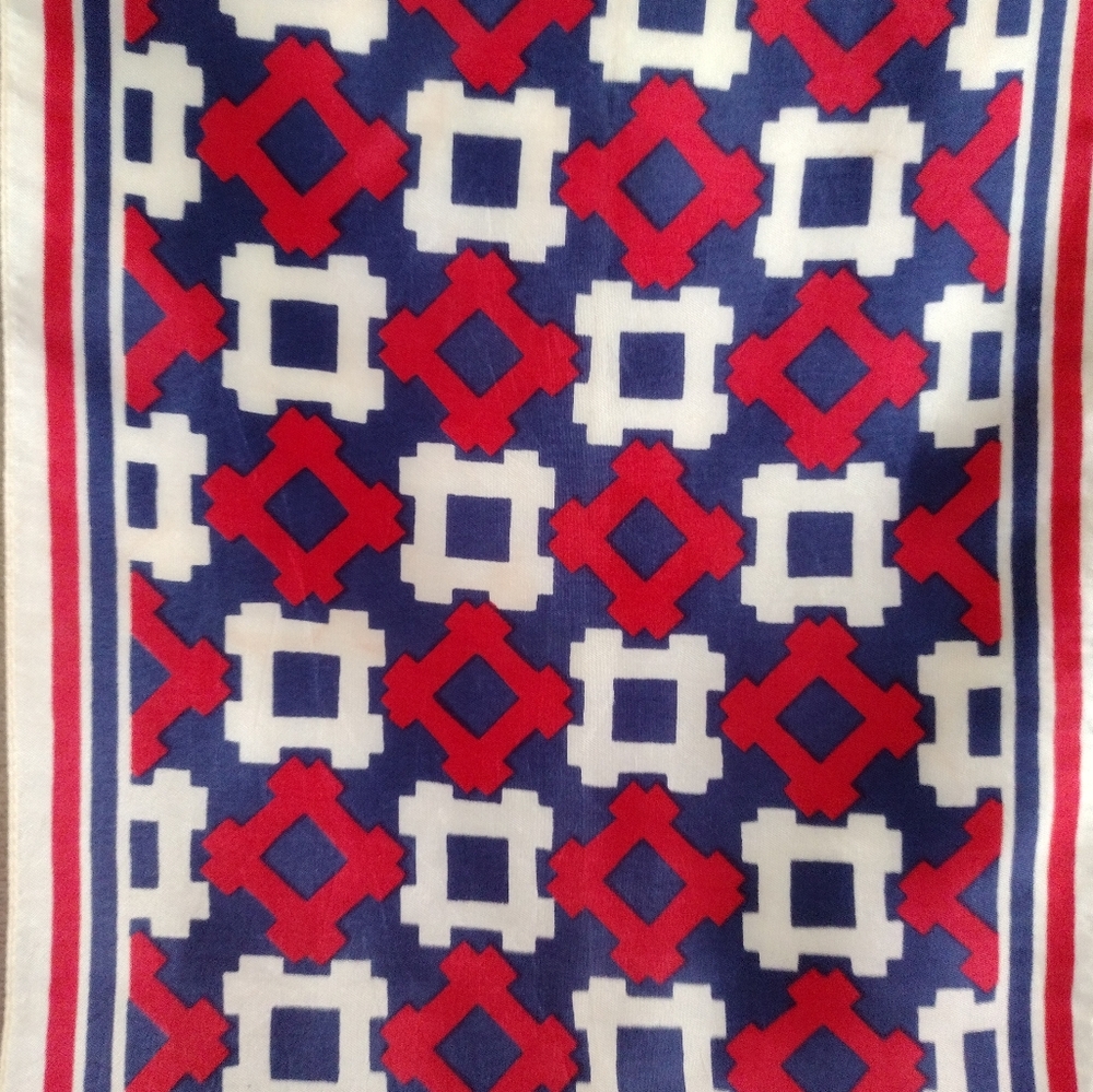 Scarf - Picture 2 of 4